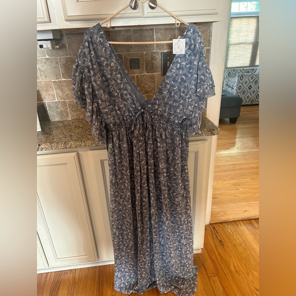 Blue white maxi 😍 new with tags